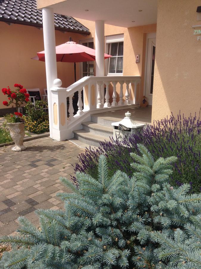 Gaestehaus Tante Tienchen 7 Minuten Zu Fuss Zum Europa Park , Plus Kostenloses Parkplatzticket Rulantica ,Alle Unsere Suiten Haben Einen Balkon Rust Exteriér fotografie